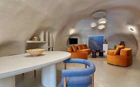 Kore Cave House By Oias Local Cave Houses